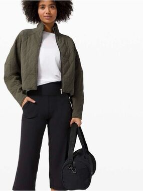 Lululemon Quilted Calm Jacket
Army Green cropped 10